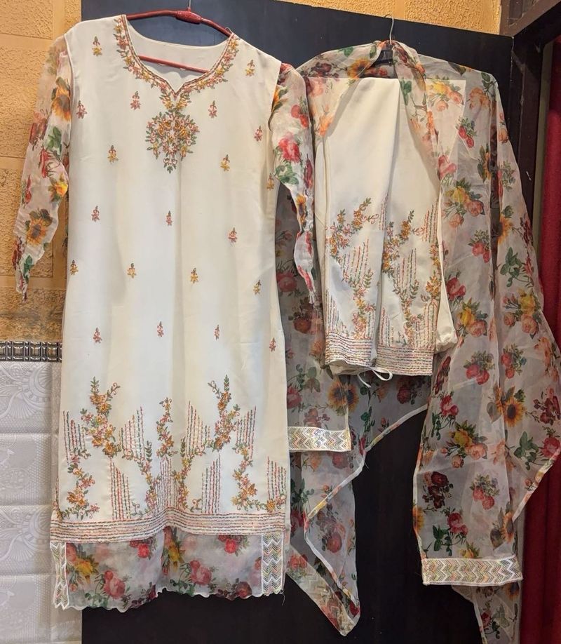 Floral Embroidered Pakistani Suit