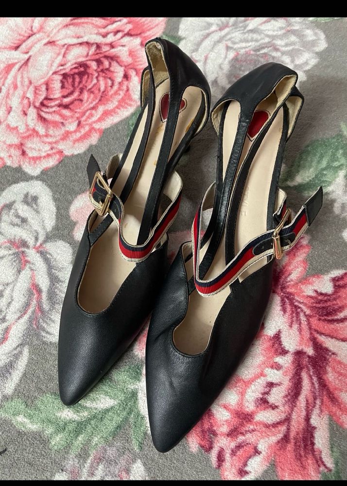 Black Pointed Toe Heels with Ankle Strap