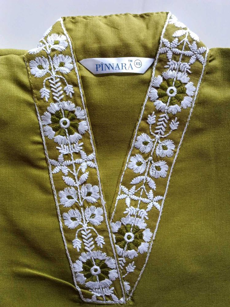 Chikankari Style Embroidered Kurta Set