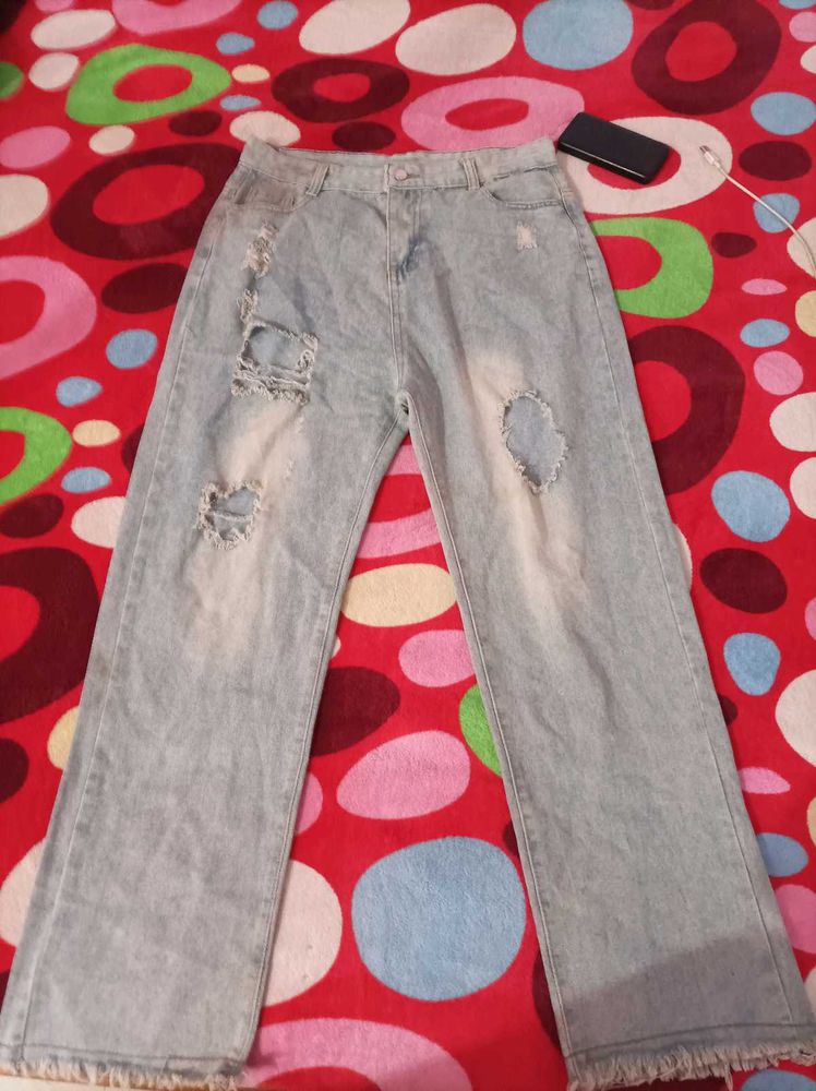 Ripped Wide Leg Jeans