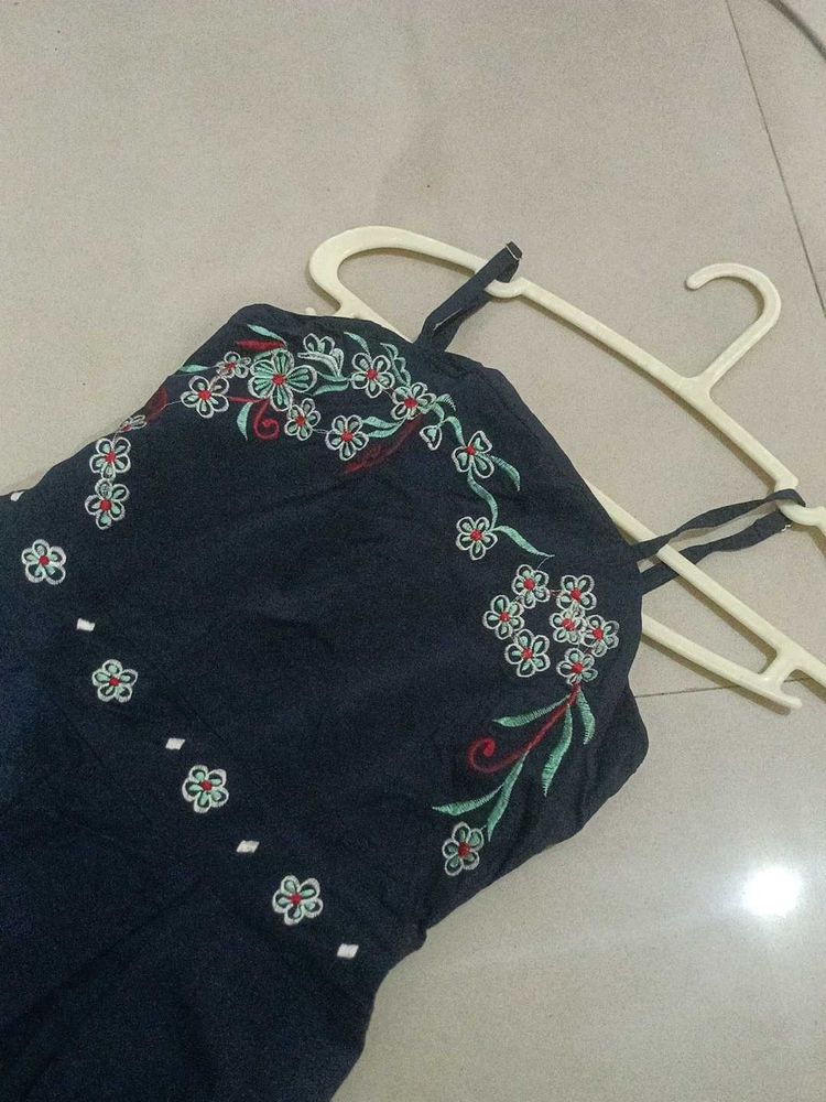 Floral Embroidered Sundress size M