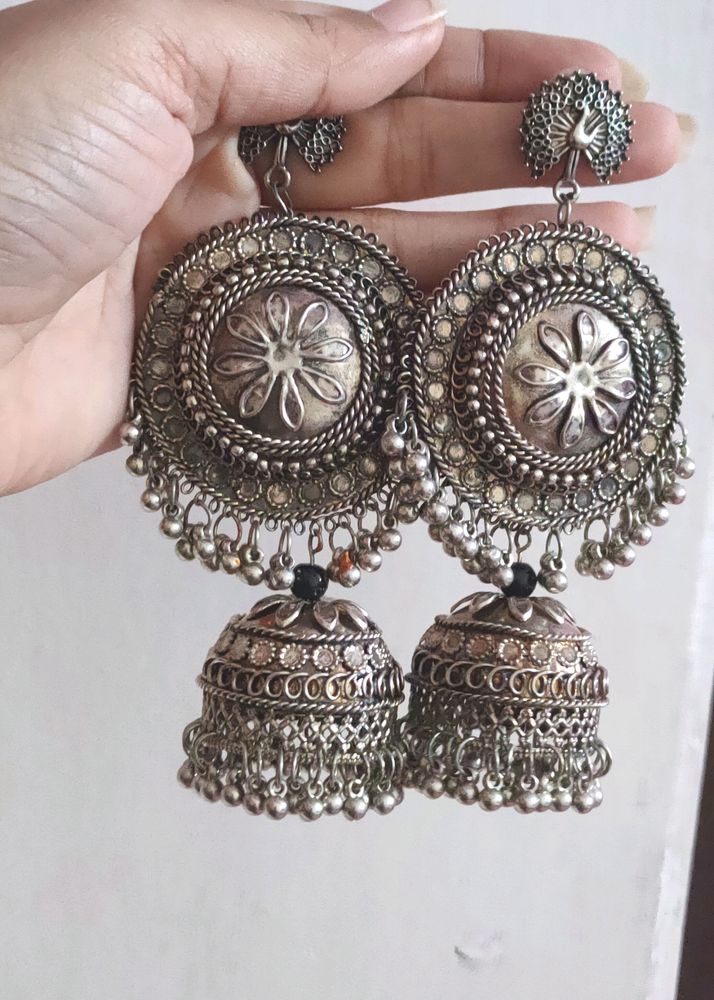 Heavyy Earings 💫