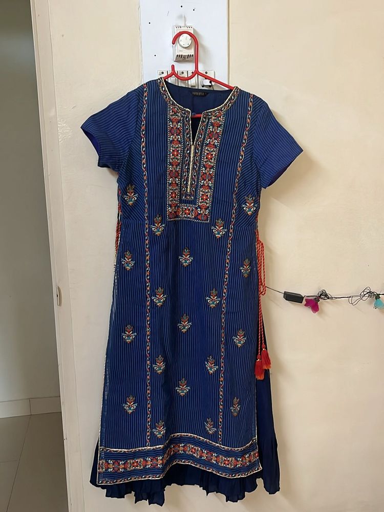 Blue Kurta with Embroidery !!