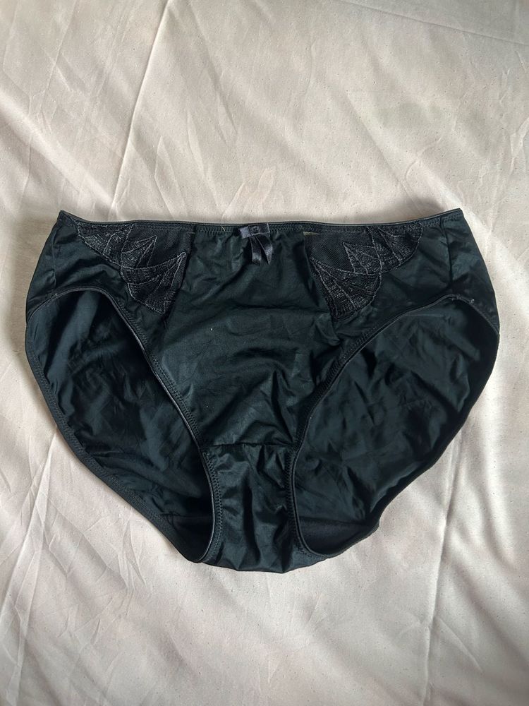 Black Panties