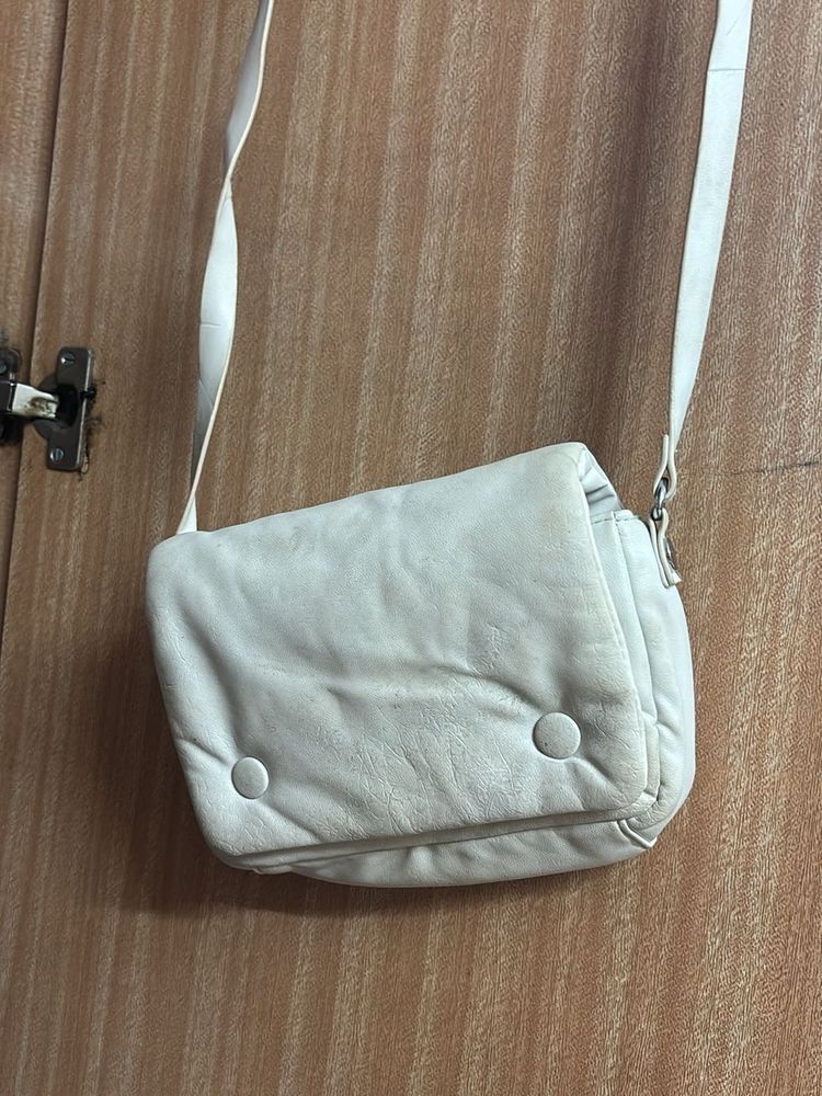 H&amp;M Original White Leather Shoulder Bag