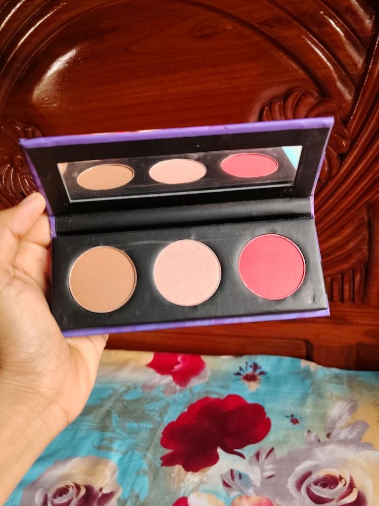 Sugar Contour De Force Face Palette