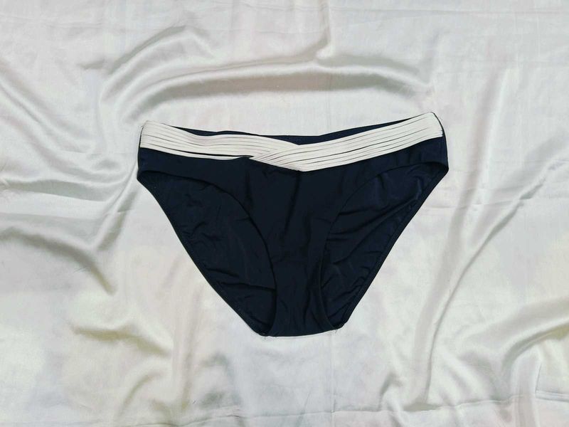 🇳🇿💫🎀Black Bikini Bottom