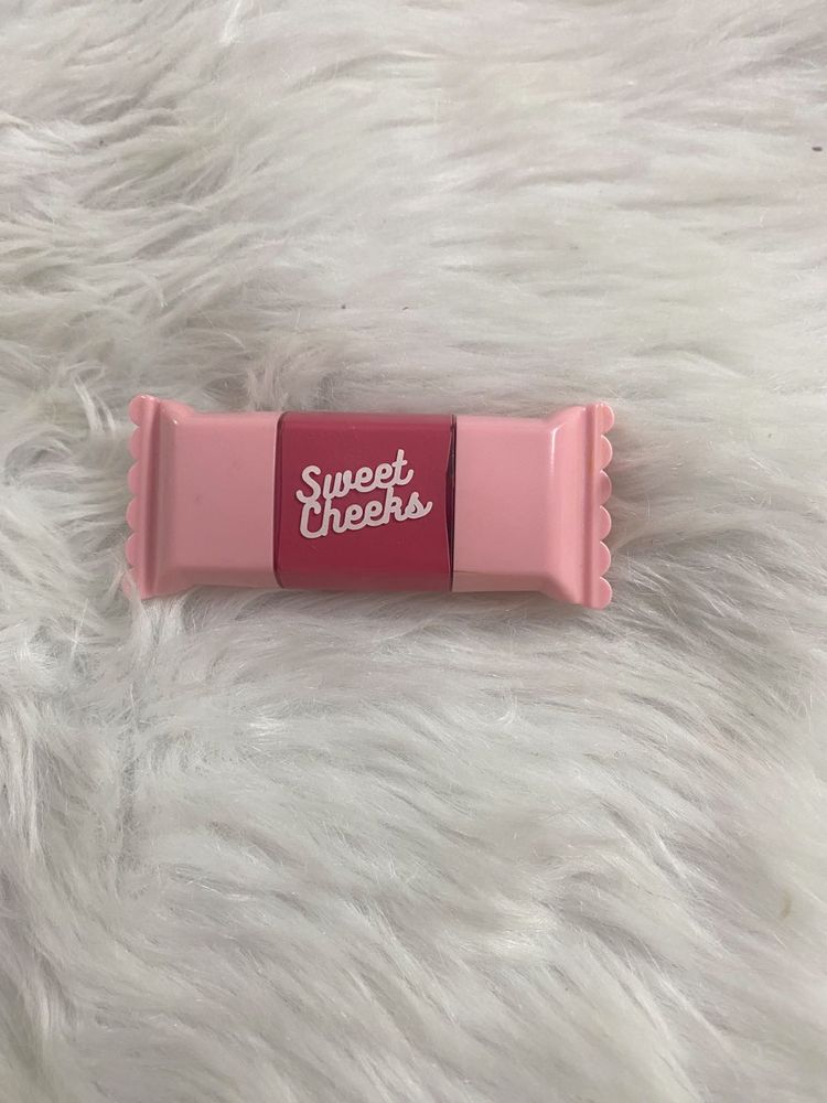 Sweet Cheeks Blush