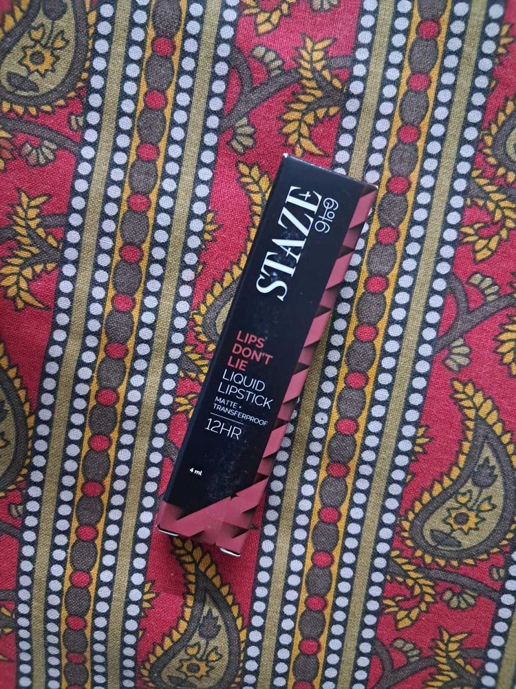 Staze Liquid Lipstick Shade 02 Pink Mood On