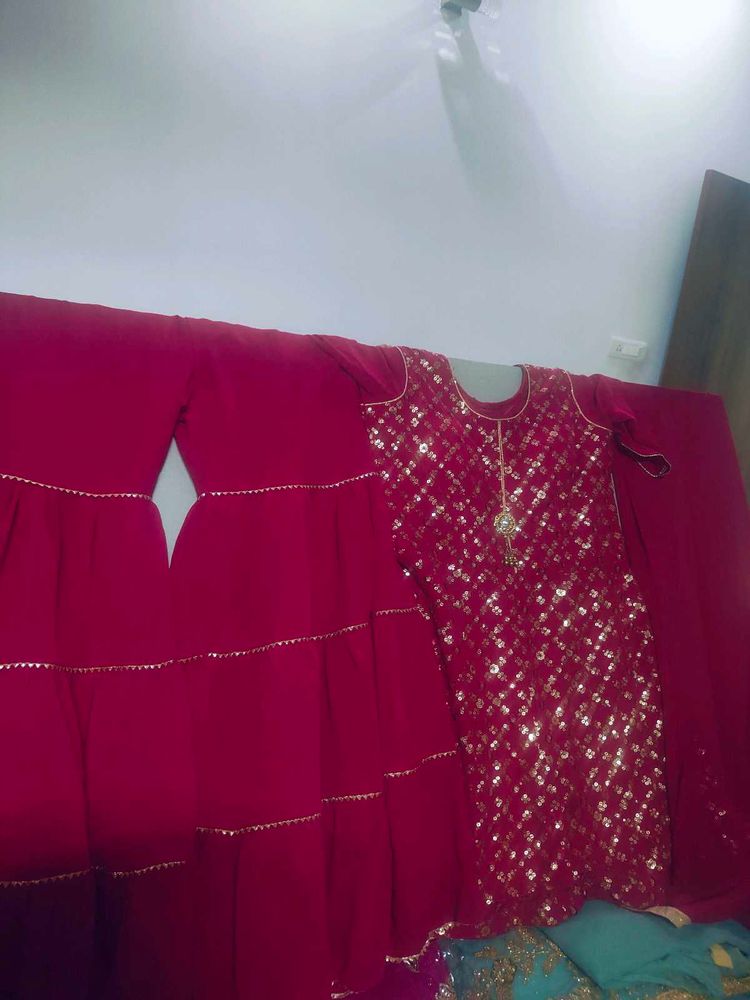 Suit