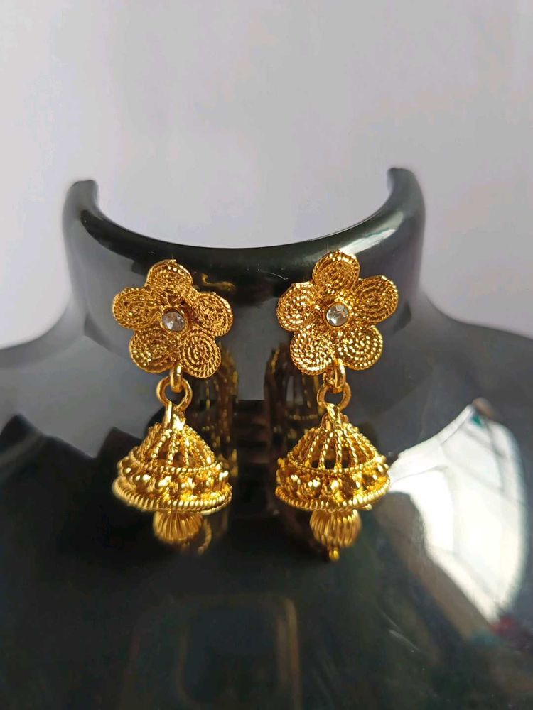 Golden Jhumka Earrings