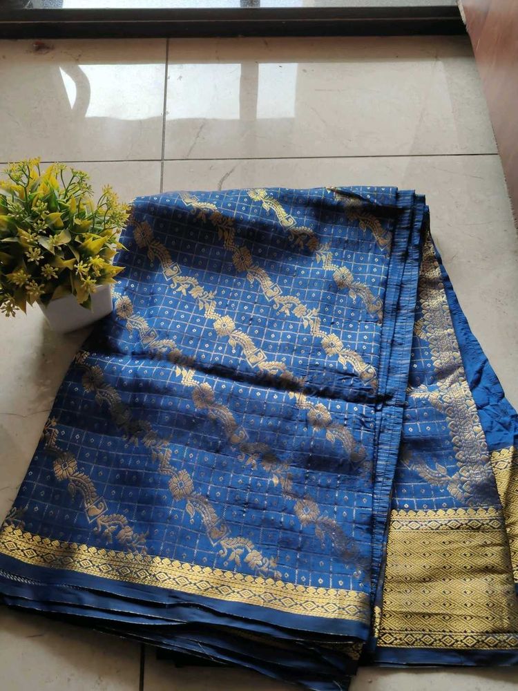 Elegant Blue &amp; Gold Saree