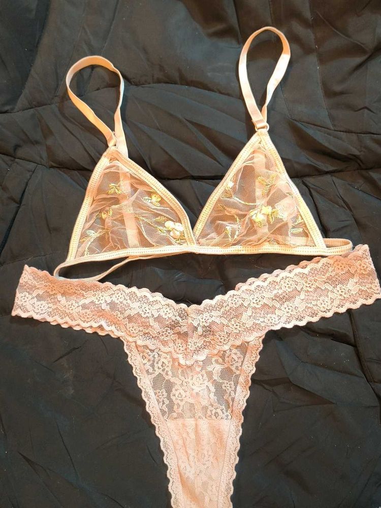 Floral Lace Lingerie Set