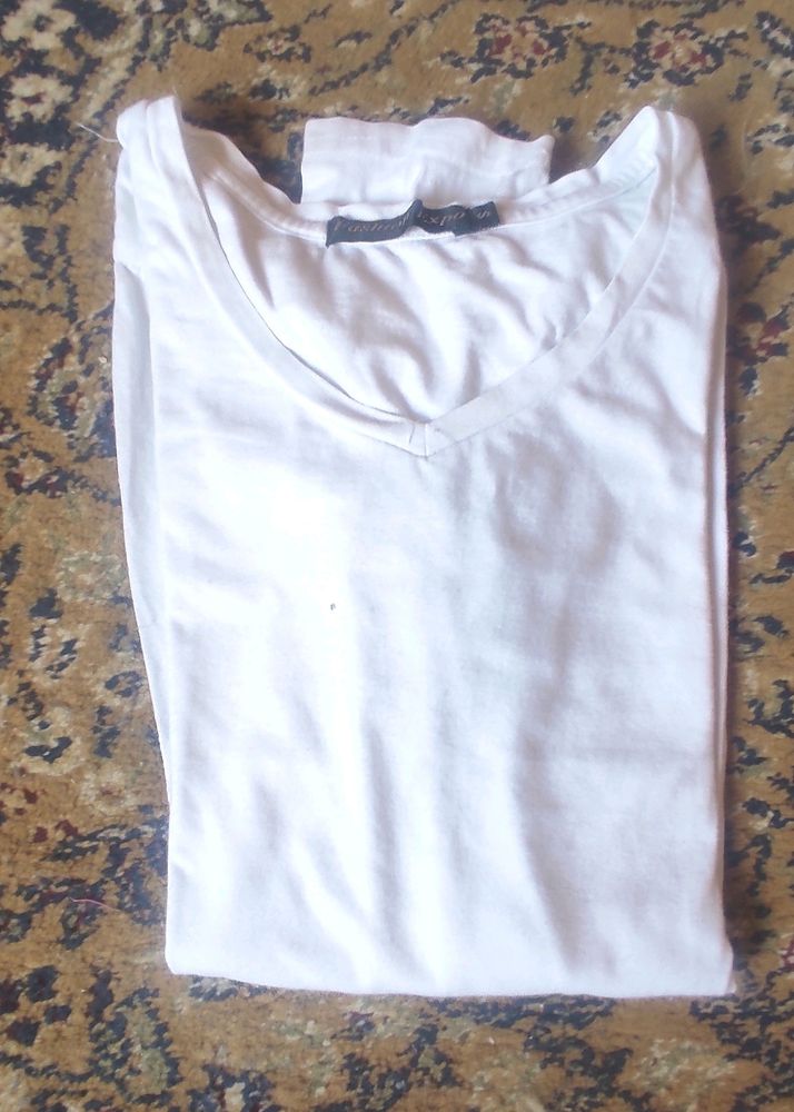 Nice Tshirt, Size S