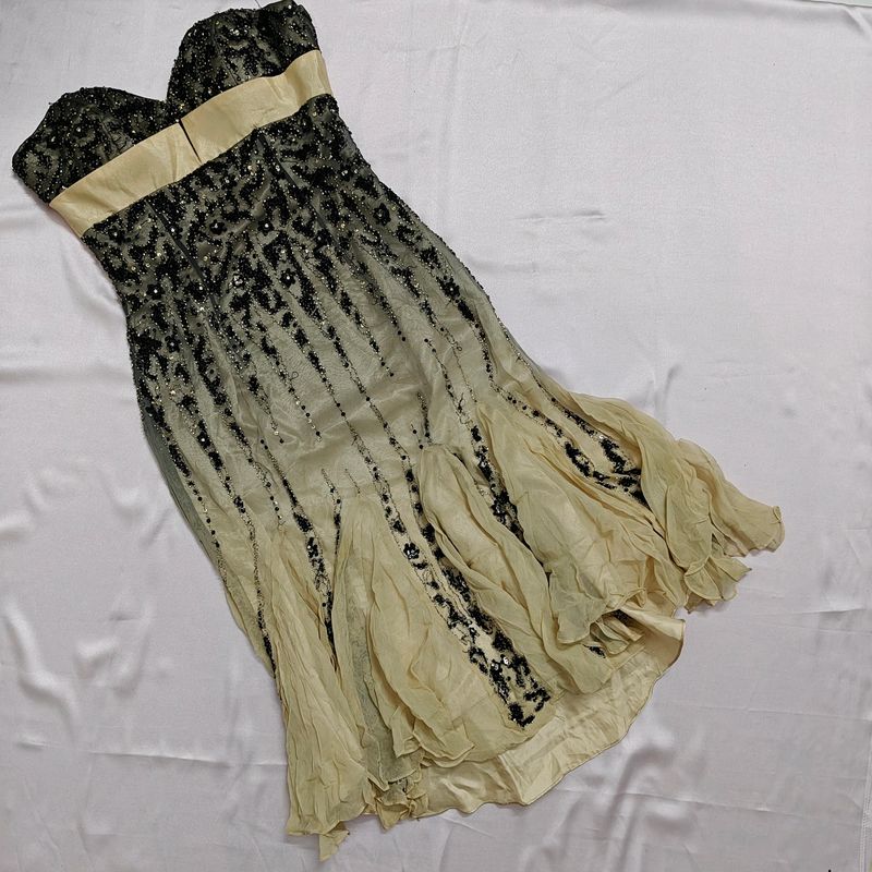 🎉Diwali offer🎉Black &amp; Cream Beaded Mermaid Dress
