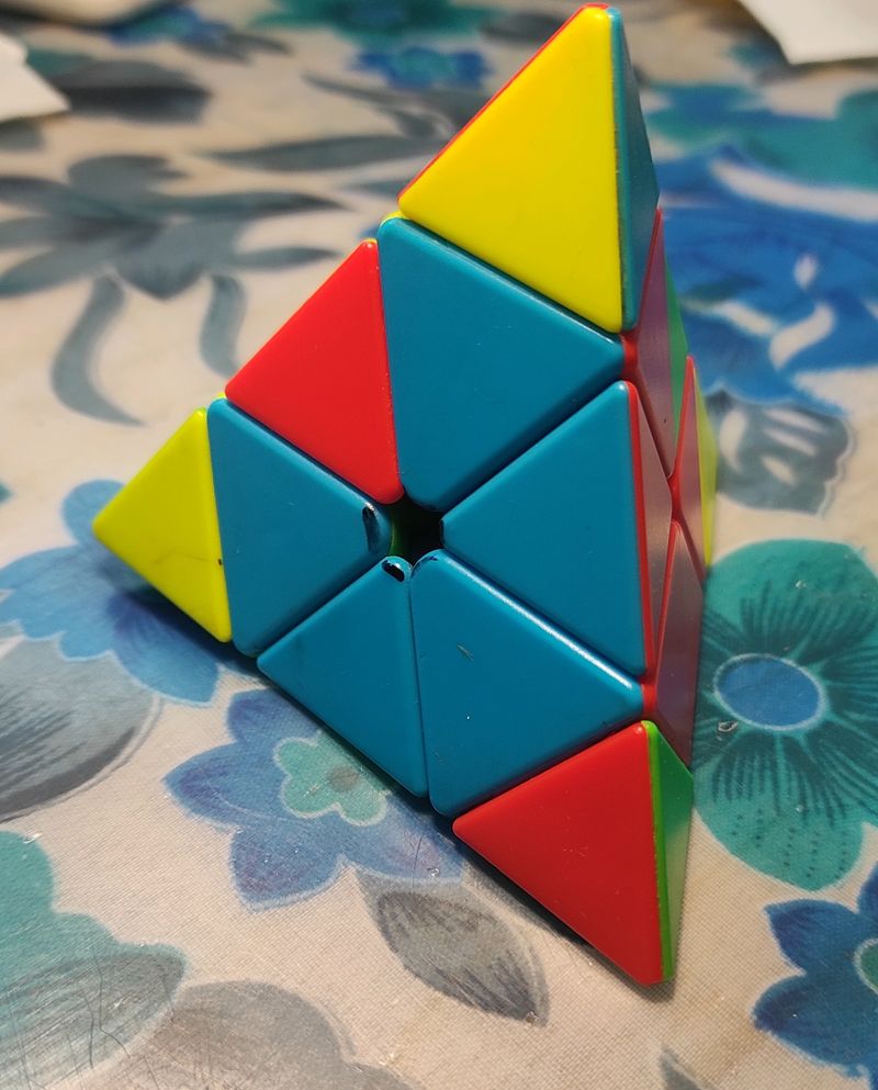 Pyraminx/Triangle Rubik's Cube