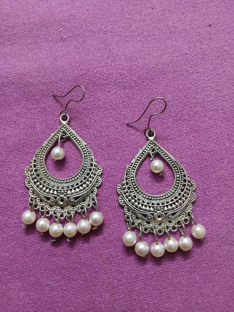 Earrings Combo Of 6 And Freebie