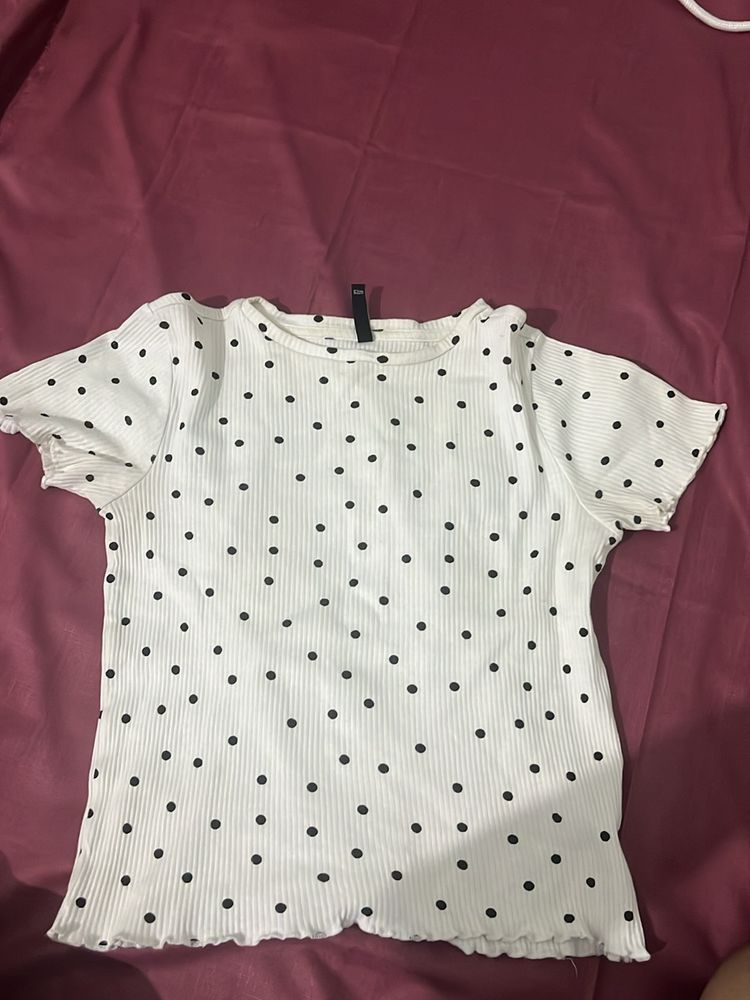 Ribbed Polka Dot Tshirt
