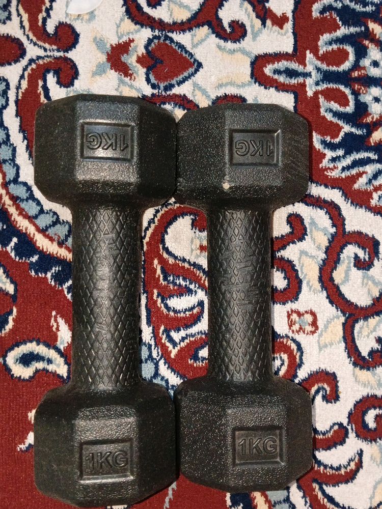 1kilogram Dumbbells For Yoga And Cardio🏋️‍♂️