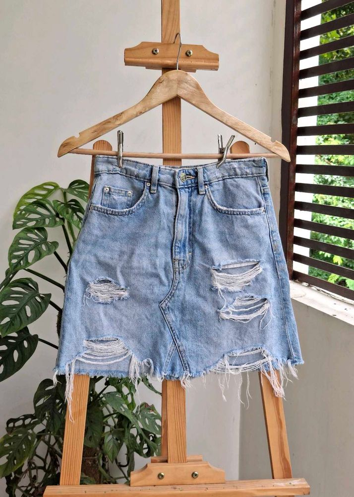 H&amp;M DIVIDED Distressed Denim Mini Skirt