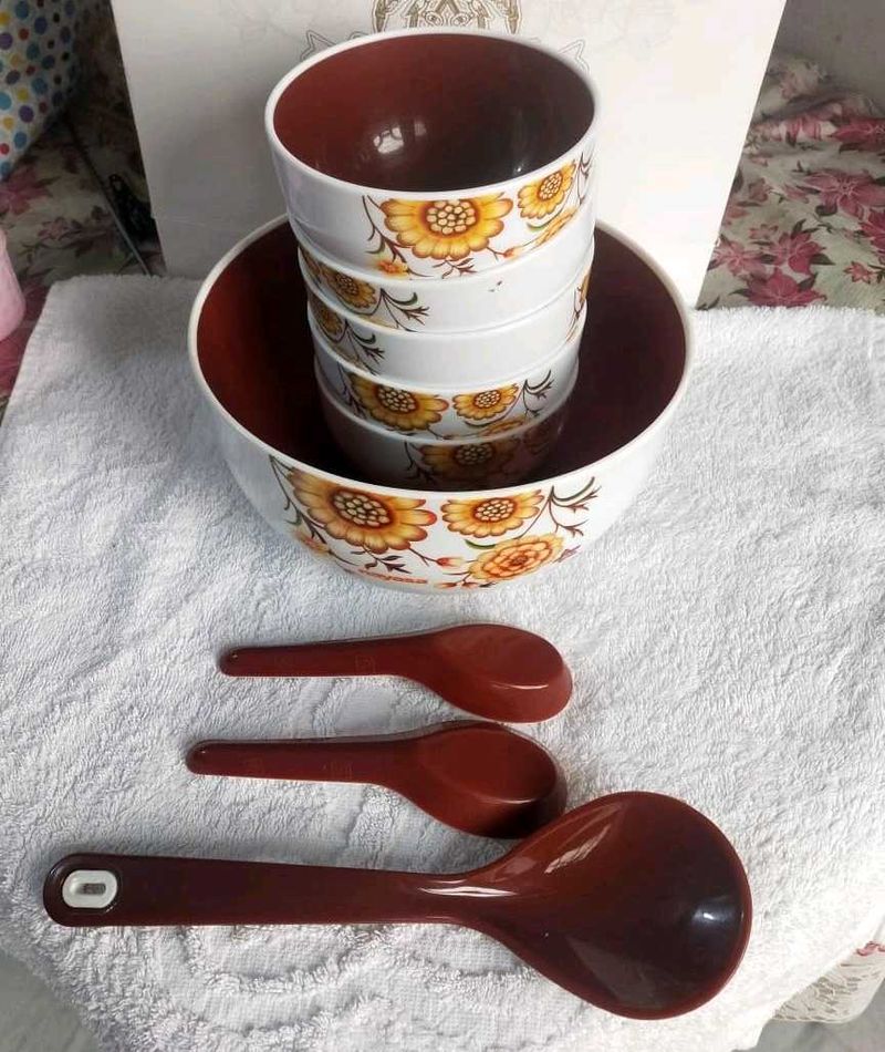 Floral Melamine Dinnerware Set