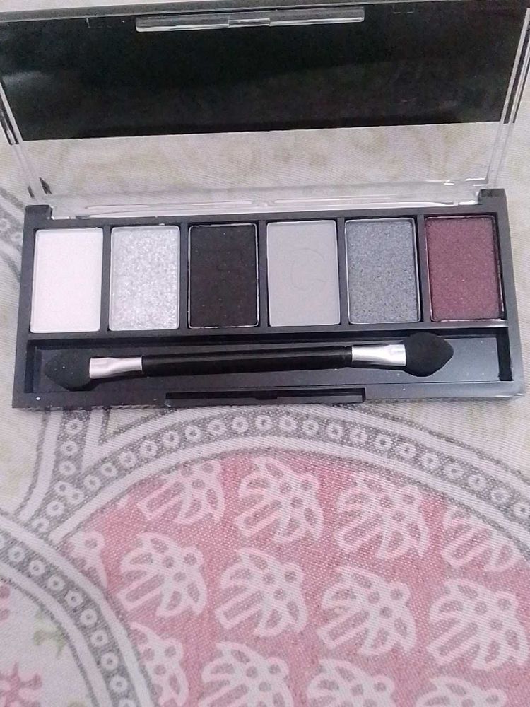 Eyeshadow Palette