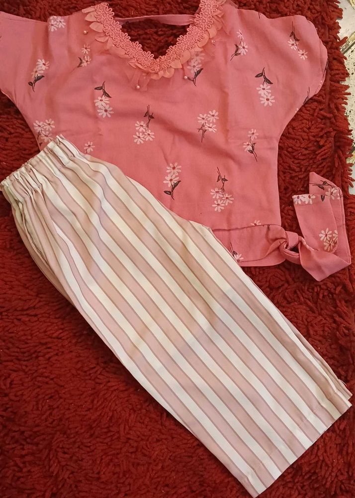 30 SIZE TOP BOTTOM FOR GIRLS