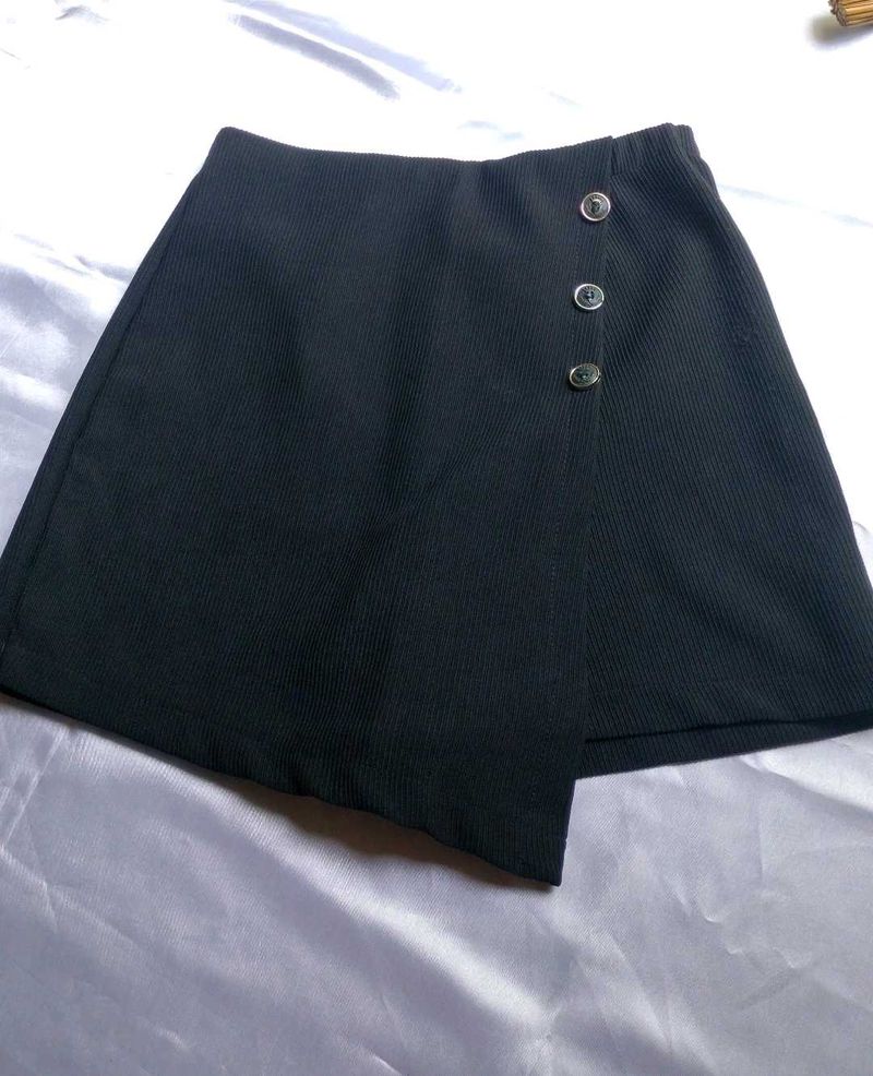 Skort