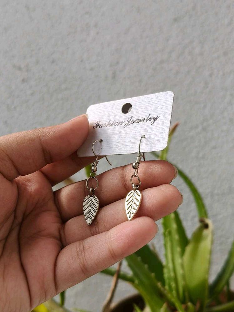 Nature-Inspired Leaf Dangle Earrings Set