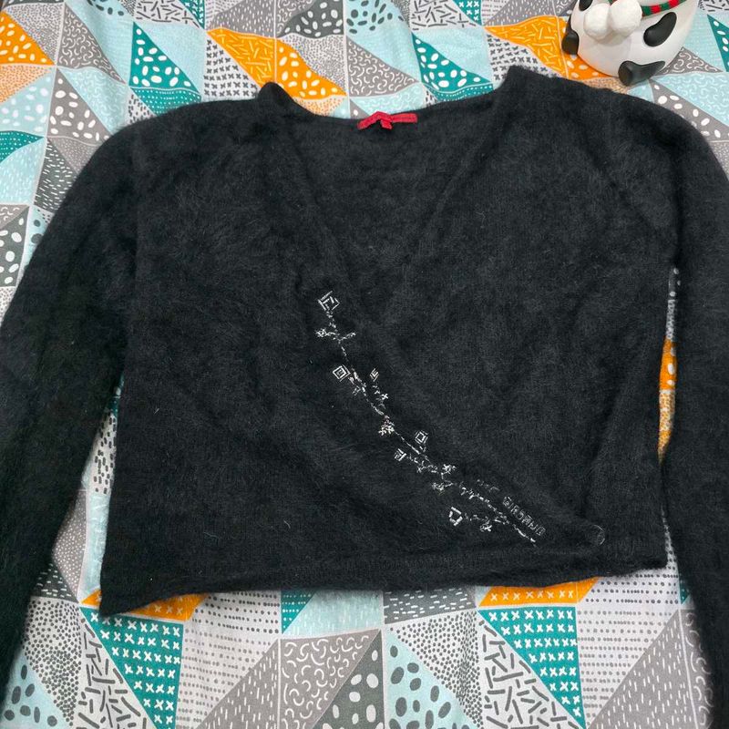 Elegant Black Cardigan over Top