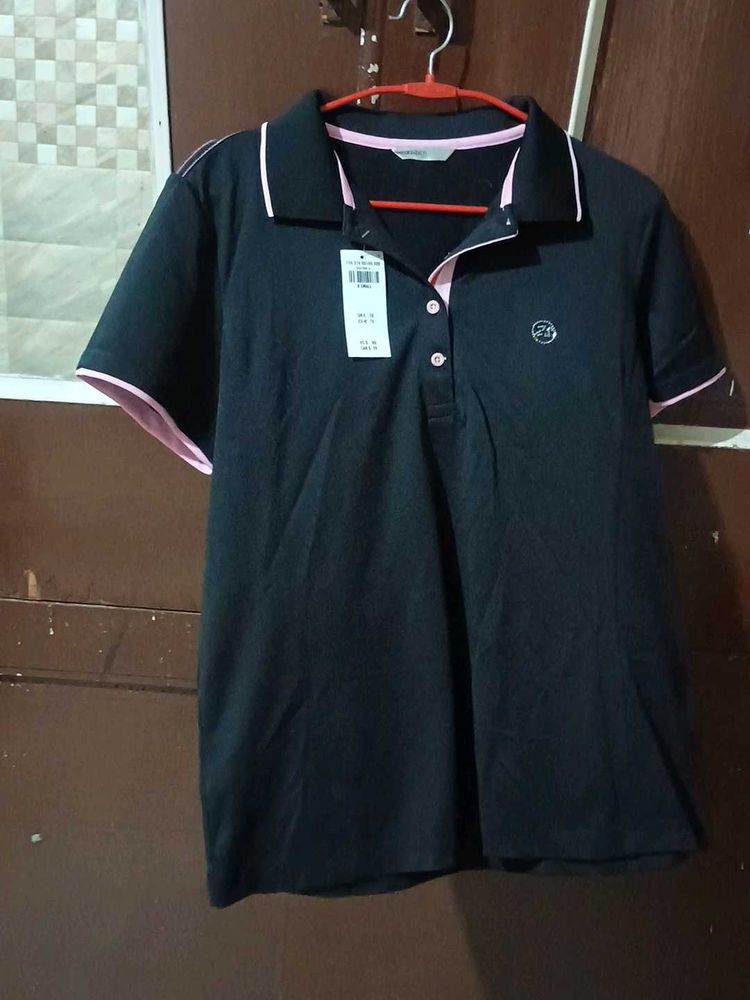 Trendy Black Tee