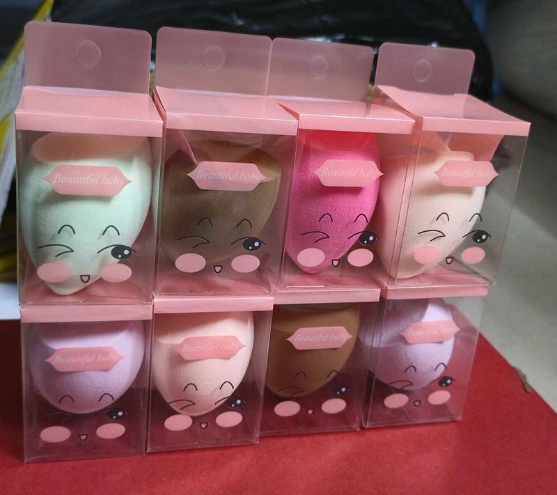 (Pack of 2)Cute Cartoon Makeup Sponges Random colo