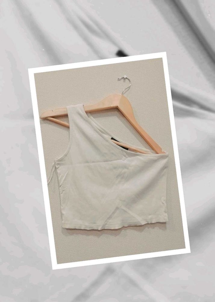 ONE SHOULDER TOP