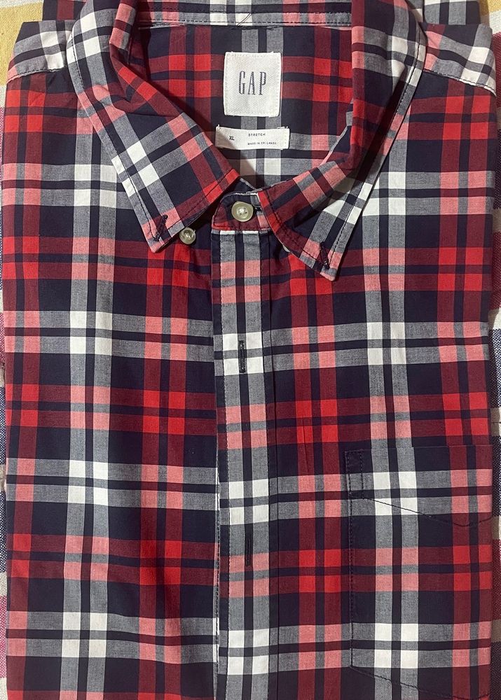 GAP Red &amp; Navy Plaid Shirt - XL