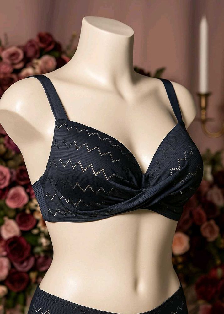 🇳🇿💫💗 Beautiful Desgin Paded Bra