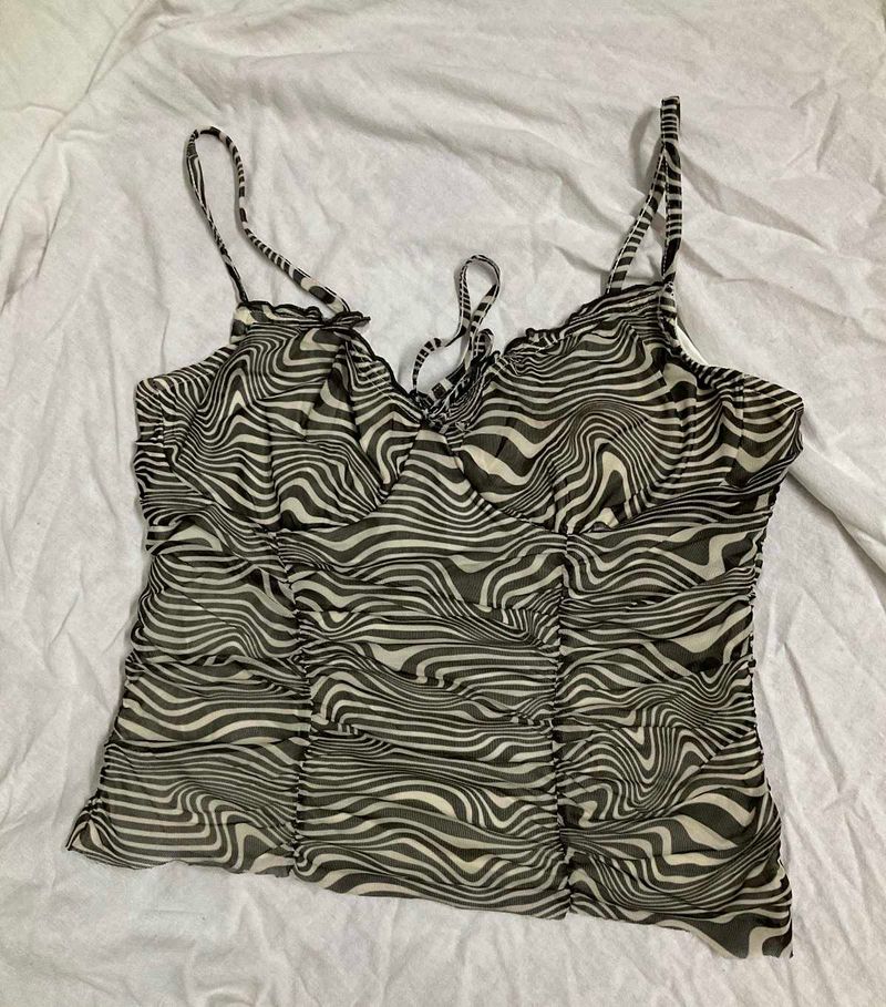H&amp;M crop top