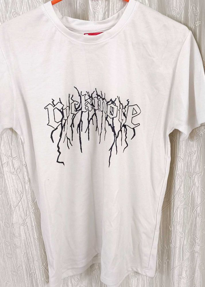 Set of 4 Tshirts