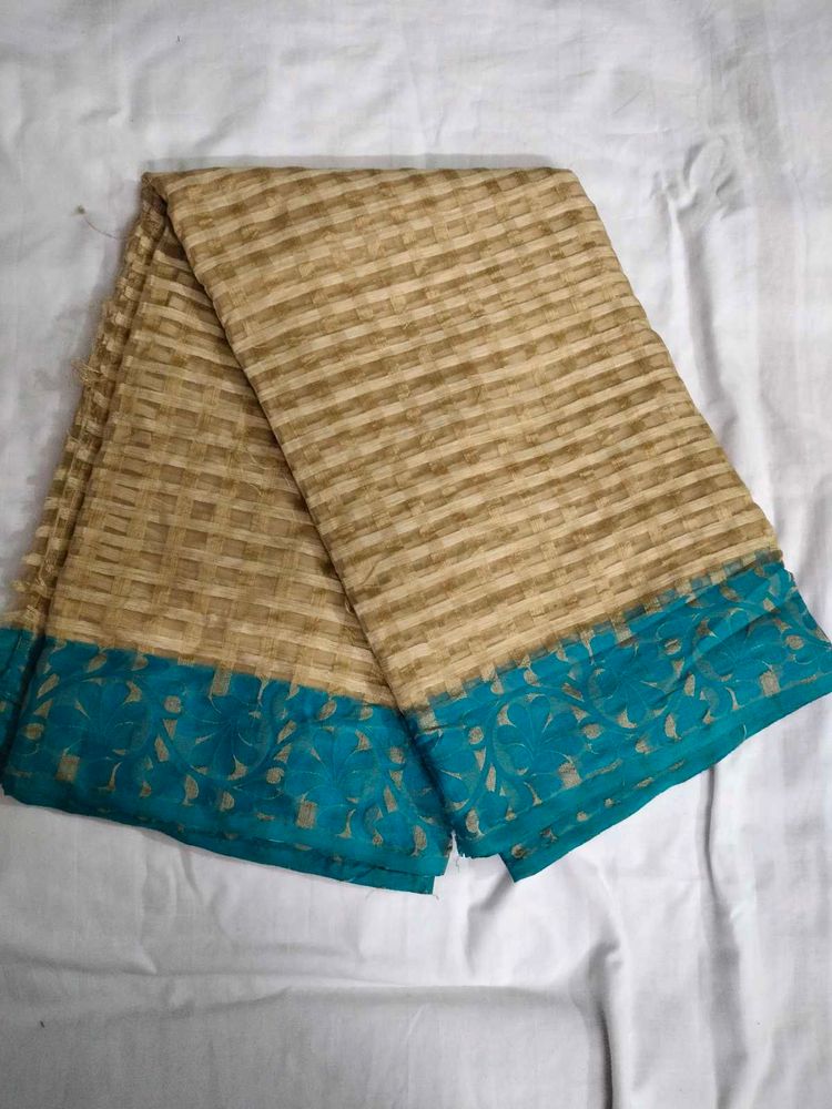 Elegant Striped Saree