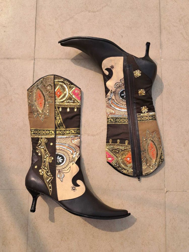 Vintage Vero Cuoio Kitten Heeled Boots
