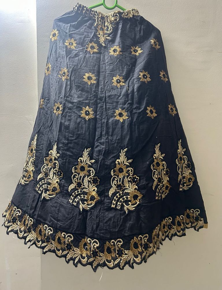 Black Long Skirt
