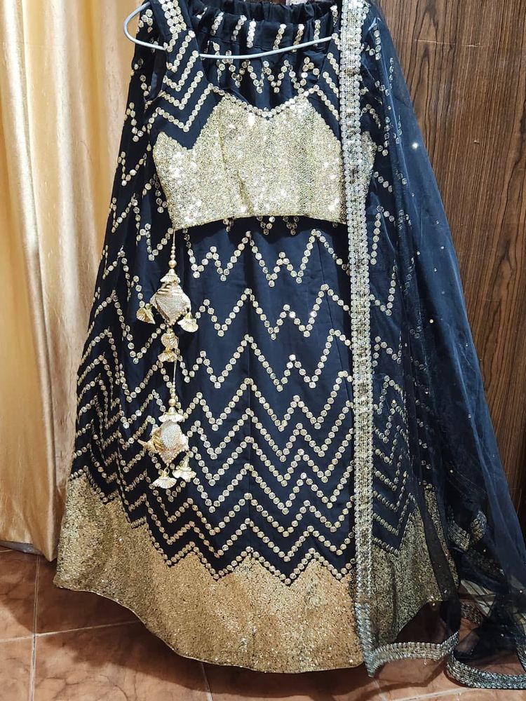 Elegant Black &amp; Gold Lehenga