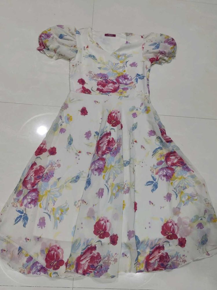 2 Frocks Combo-White Frock &amp; Mauve Pink Froc