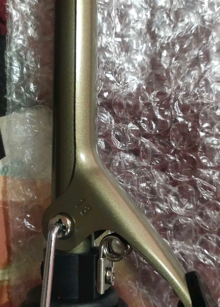 Am Selling Brand New Tong 13mm Curler