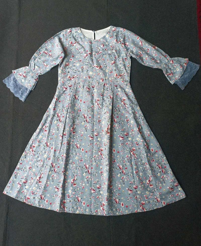 Floral Print Round Kurti