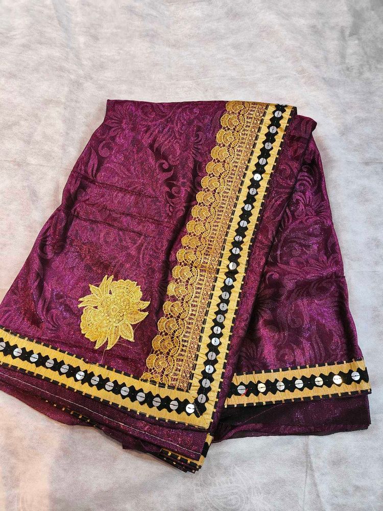 Elegant Embroidered Purple 💜 Saree