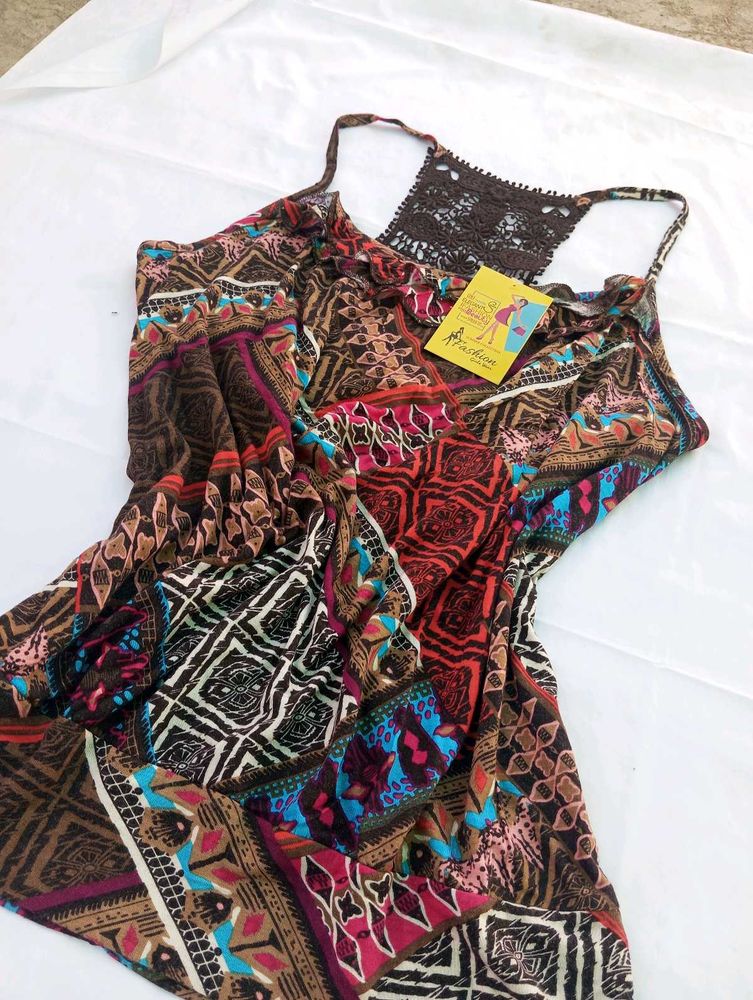 Top With Back Net Design