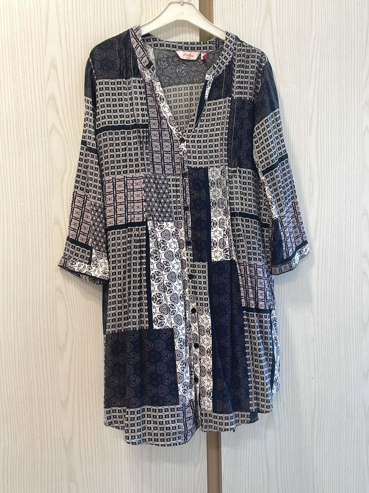 Patterned Tunic Top