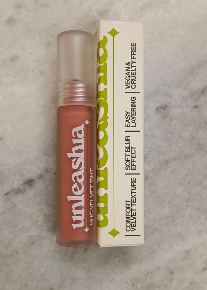 Korean Lip Tint - Unleashia Hug Velvet