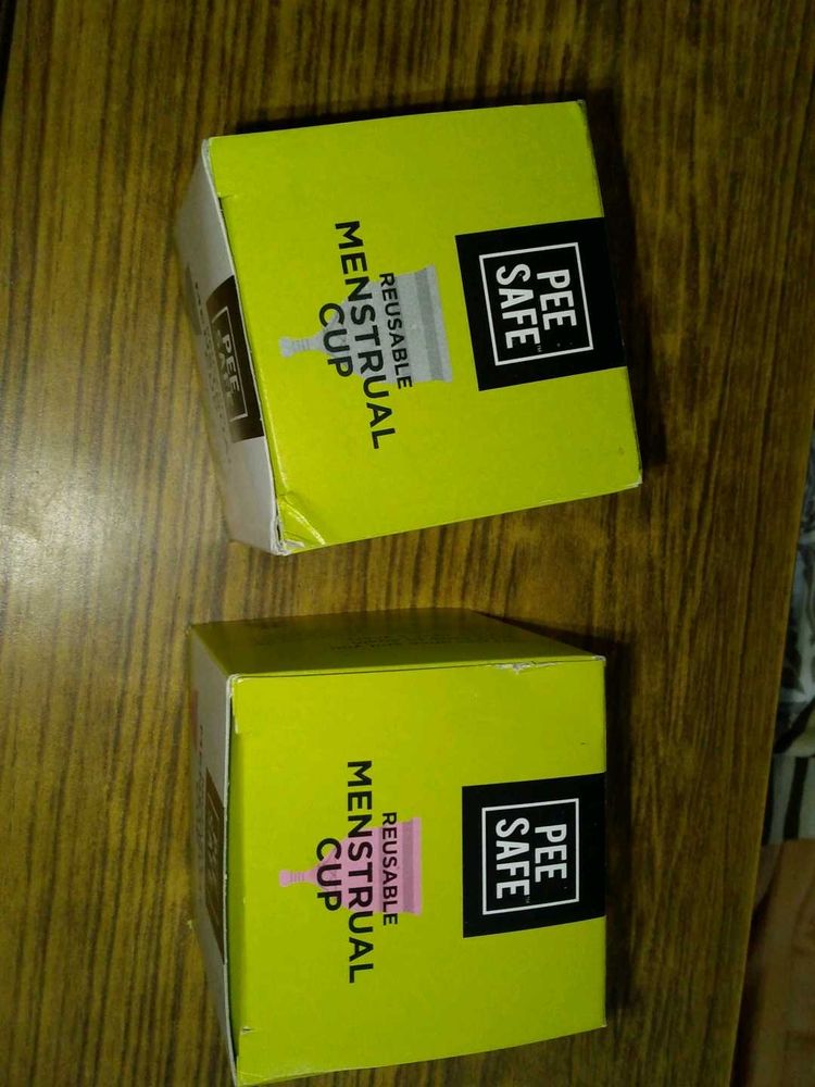 Free comb and Pee Safe Reusable Menstrual Cup