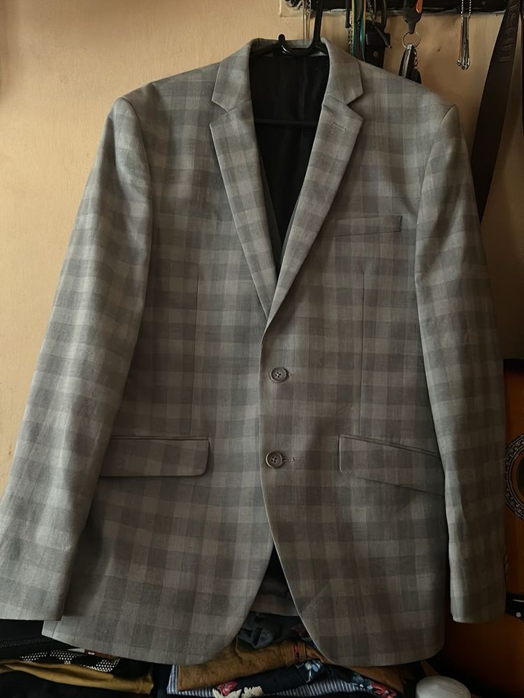 Gray Plaid Blazer